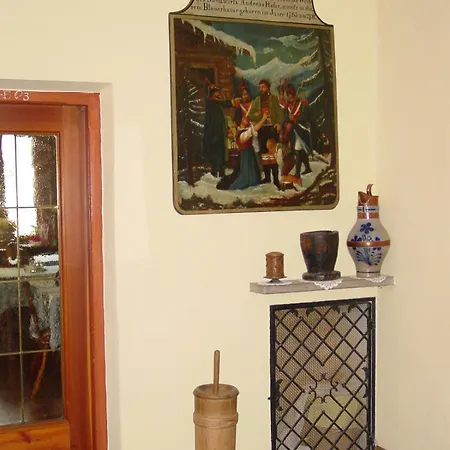 Plonerhof Bauernhof Algund